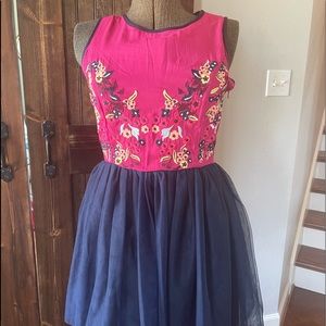 Miami womens dress size medium